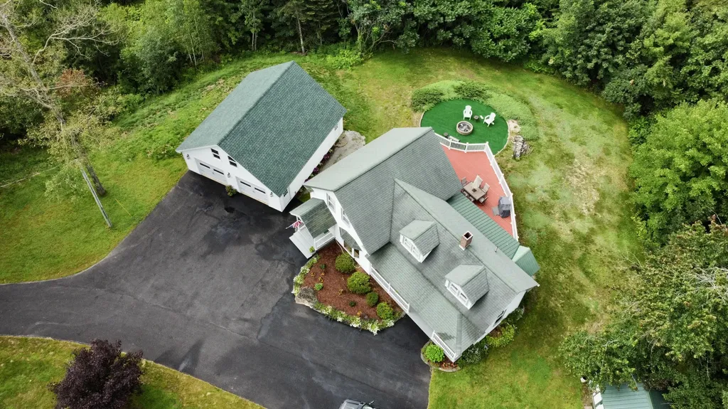 1212 Auburn Road Turner ME 04282
