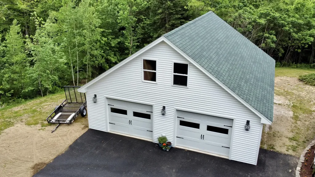1212 Auburn Road Turner ME 04282