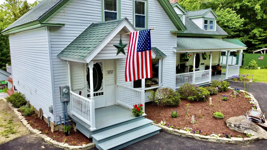 1212 Auburn Road Turner ME 04282