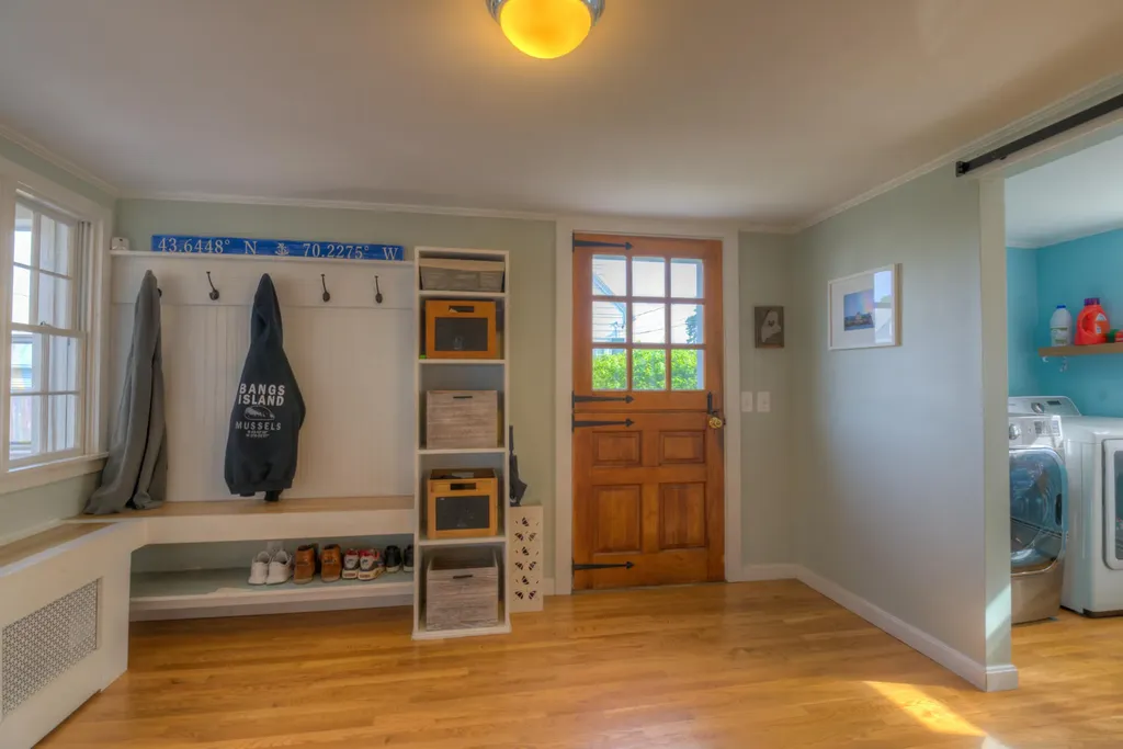 63 Clemons Street South Portland ME 04106