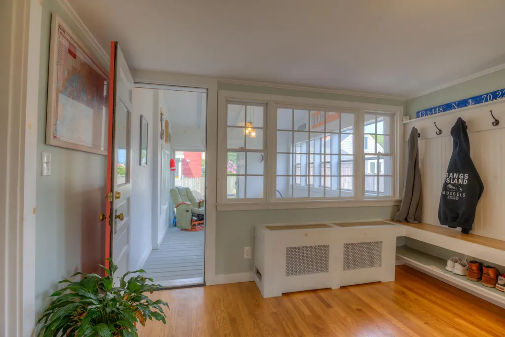 63 Clemons Street South Portland ME 04106