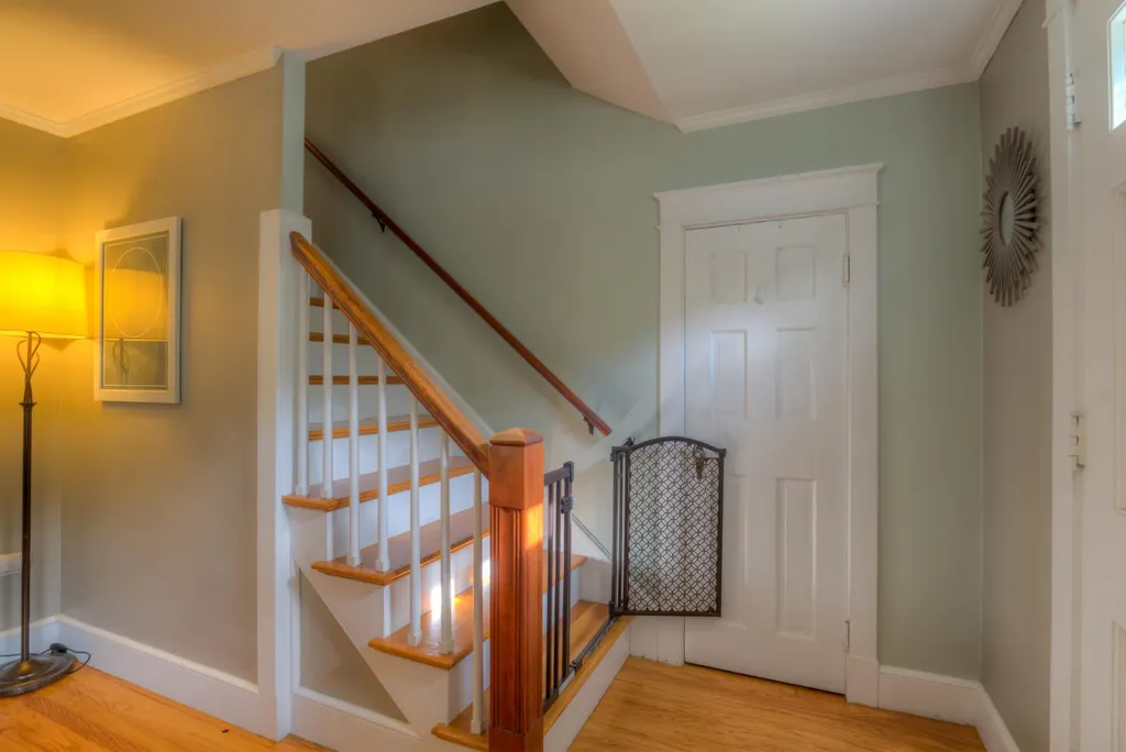 63 Clemons Street South Portland ME 04106