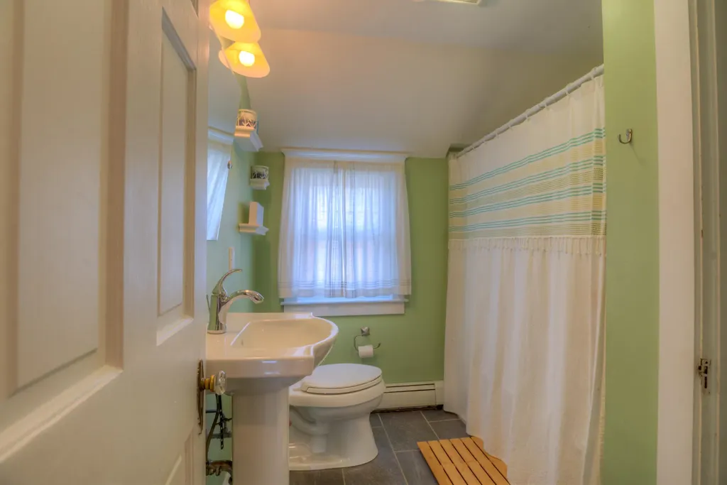 63 Clemons Street South Portland ME 04106