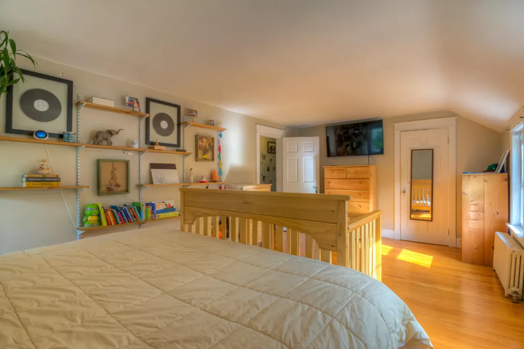 63 Clemons Street South Portland ME 04106