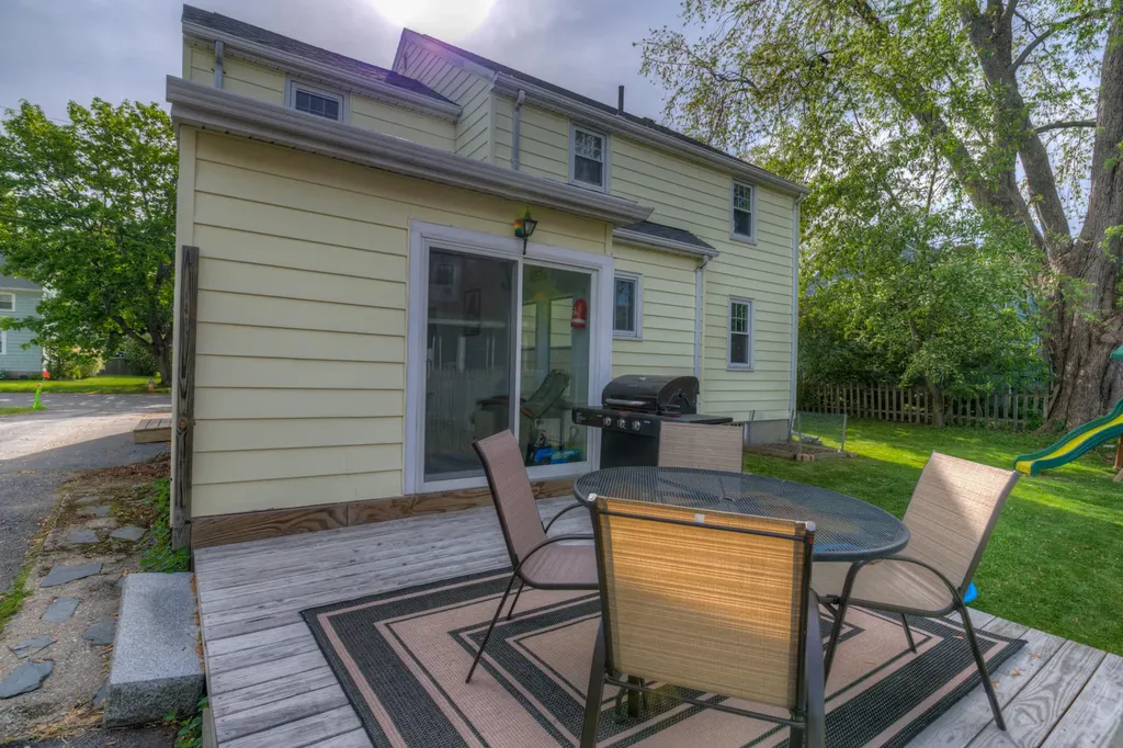 63 Clemons Street South Portland ME 04106