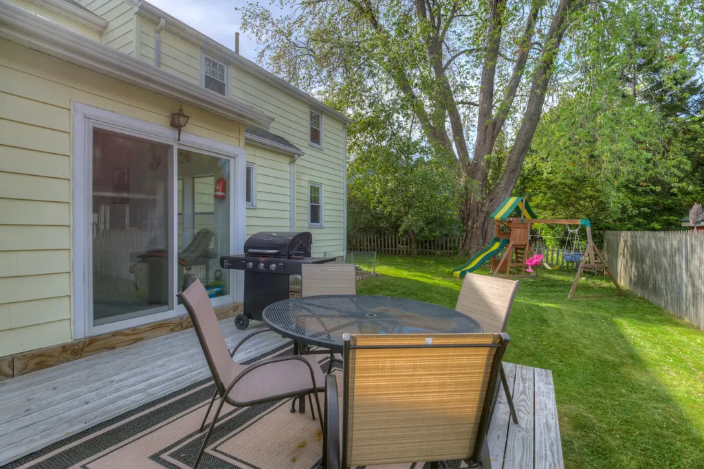 63 Clemons Street South Portland ME 04106