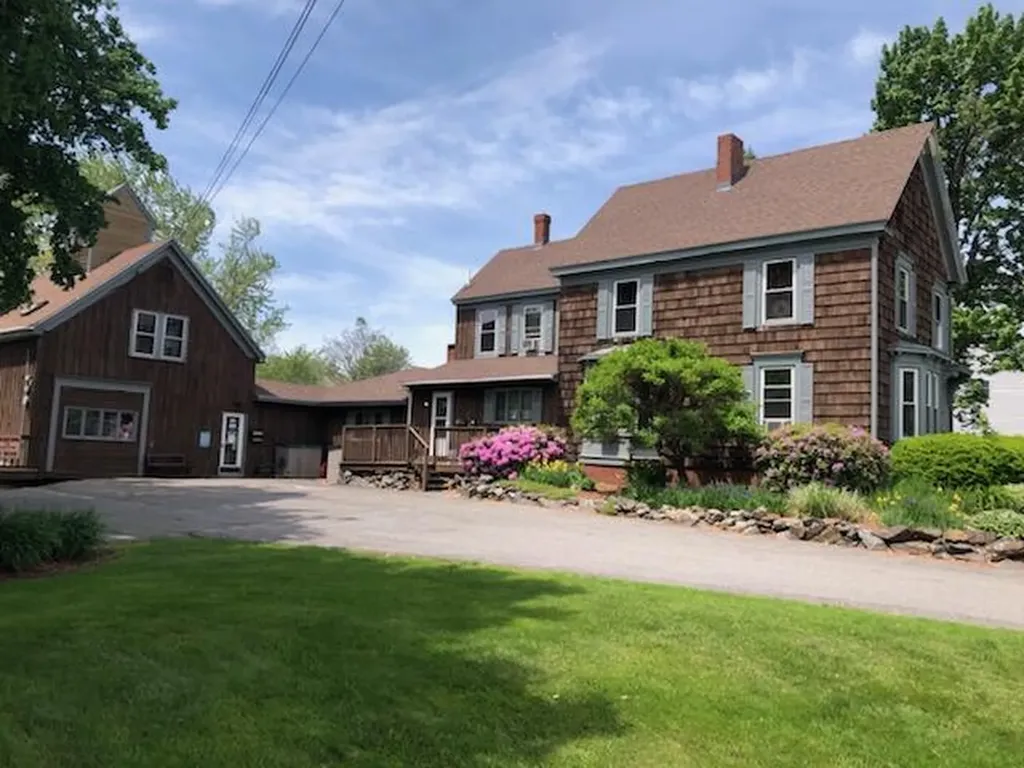 396 Cumberland Street Westbrook ME 04092