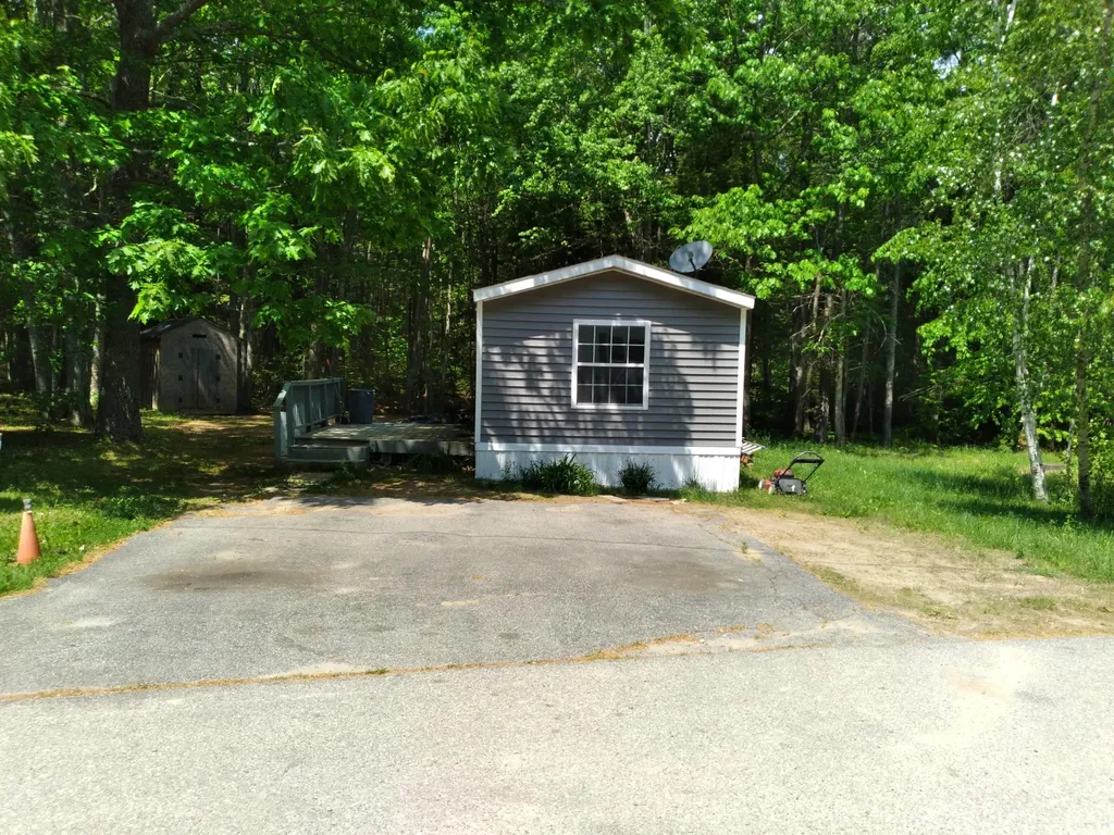 714 Alfred Road Arundel ME 04046