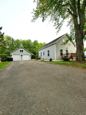 12 Skyview Avenue Brewer ME 04412