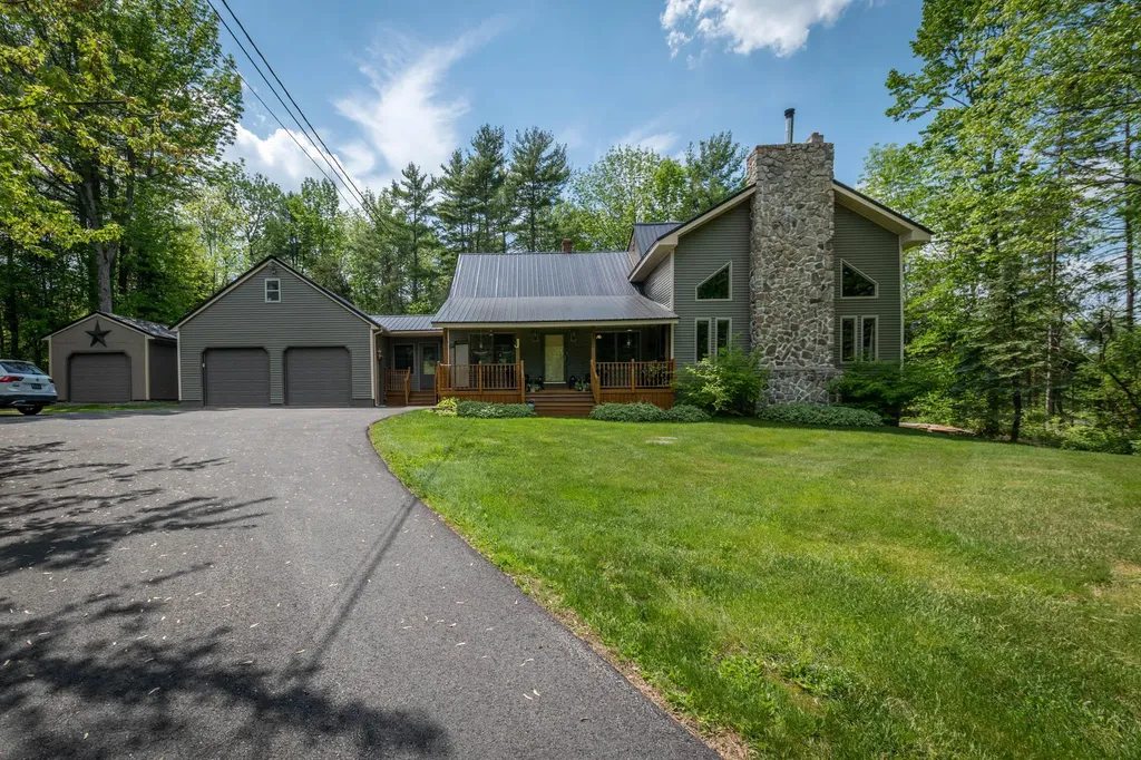 70 Annis Road Hermon ME 04401