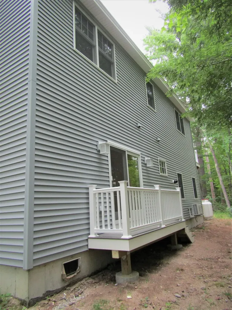 16 Julian Avenue Sebago ME 04029