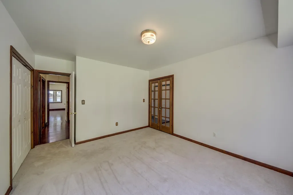 162 Scraggle Point Road Saint George ME 04859