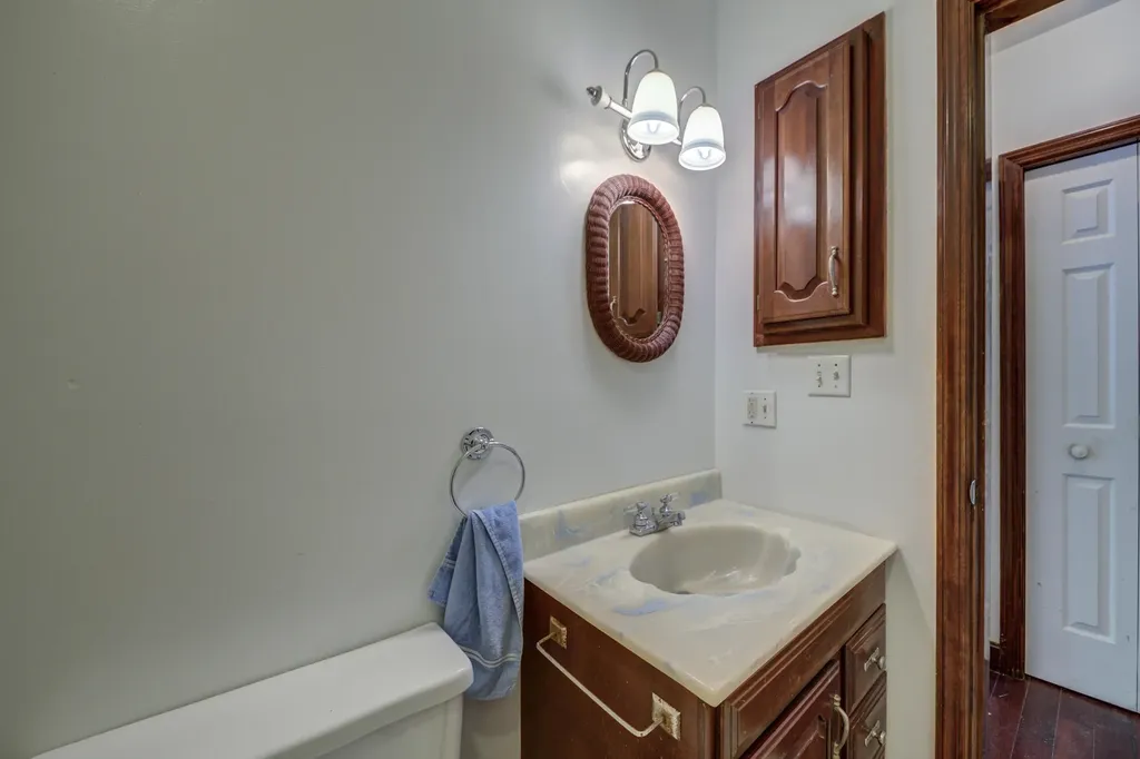162 Scraggle Point Road Saint George ME 04859