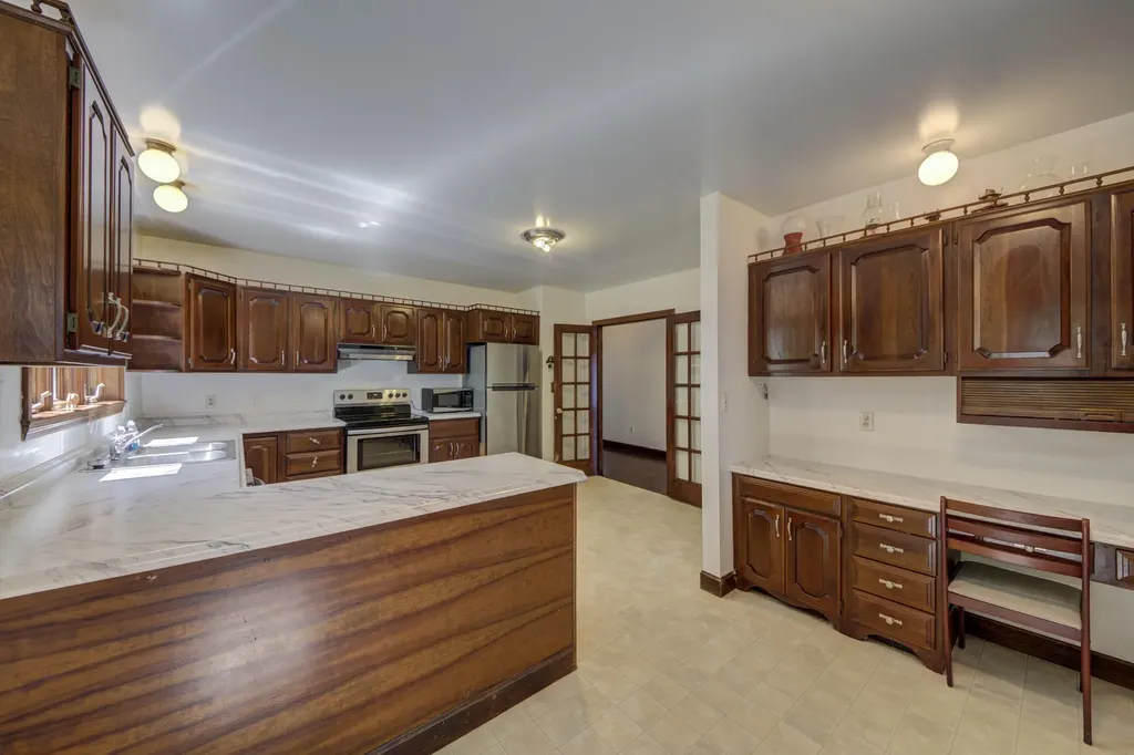 162 Scraggle Point Road Saint George ME 04859