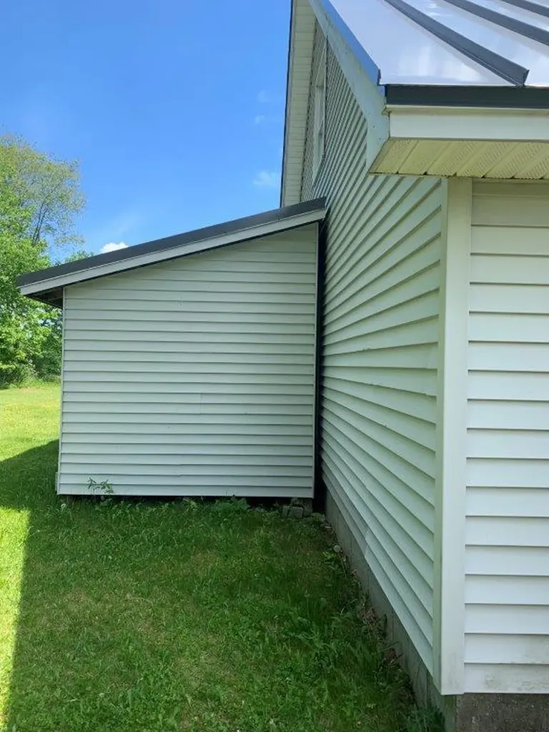 403 Ridge Road Fairfield ME 04937