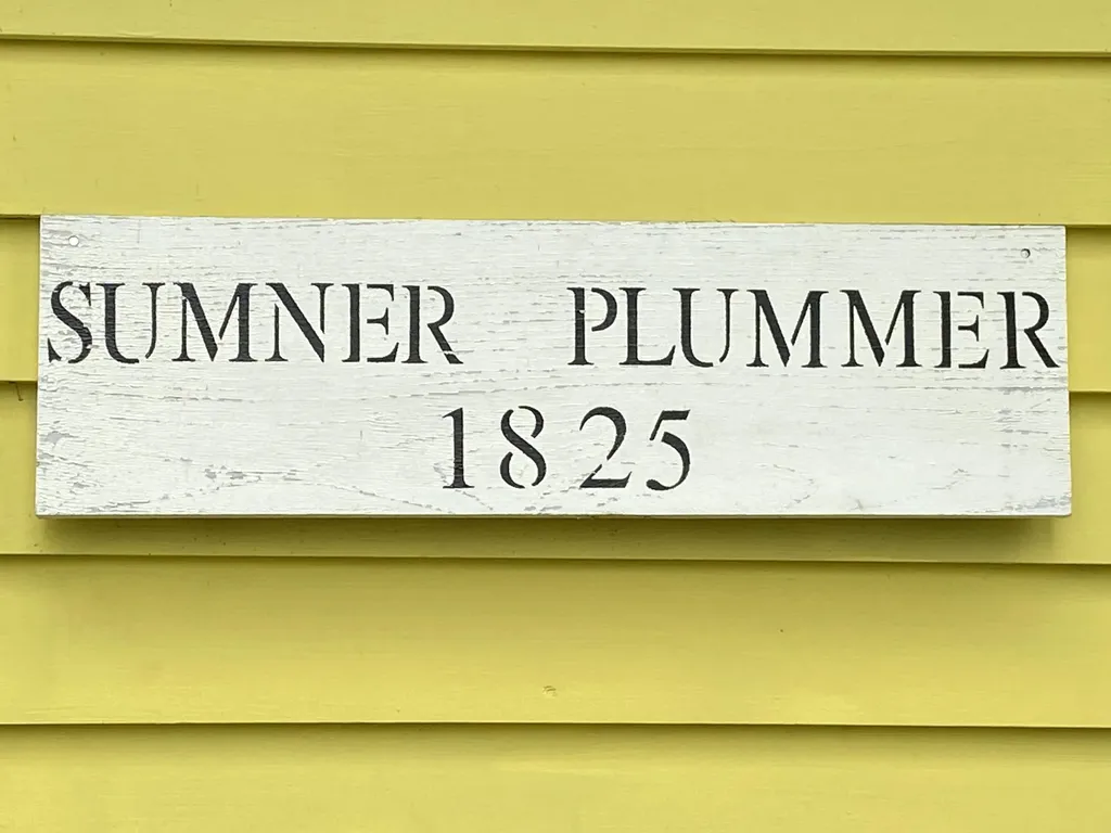 30 Main Street Raymond ME 04071