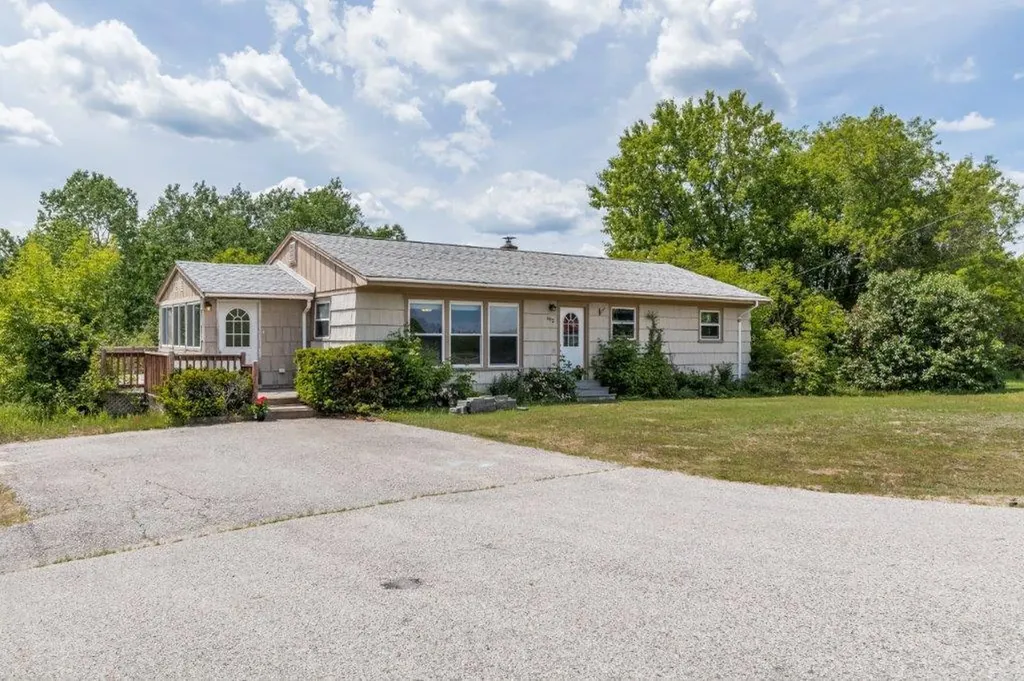 692 Fort Hill Road Gorham ME 04038