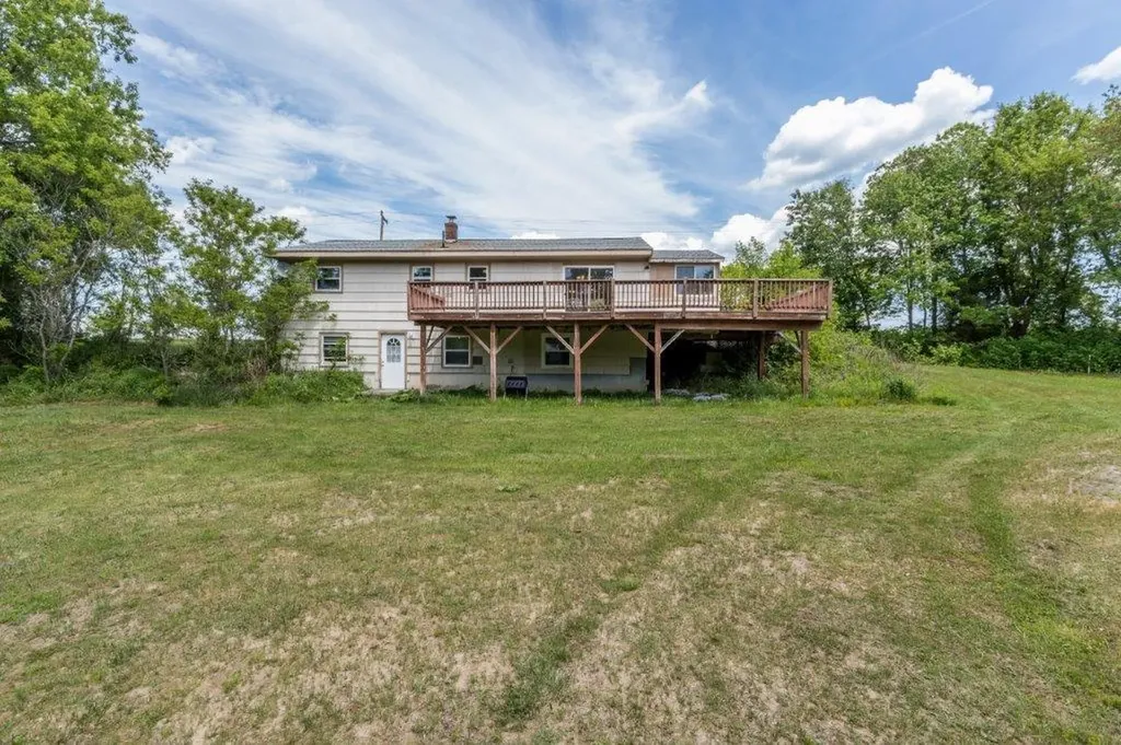 692 Fort Hill Road Gorham ME 04038