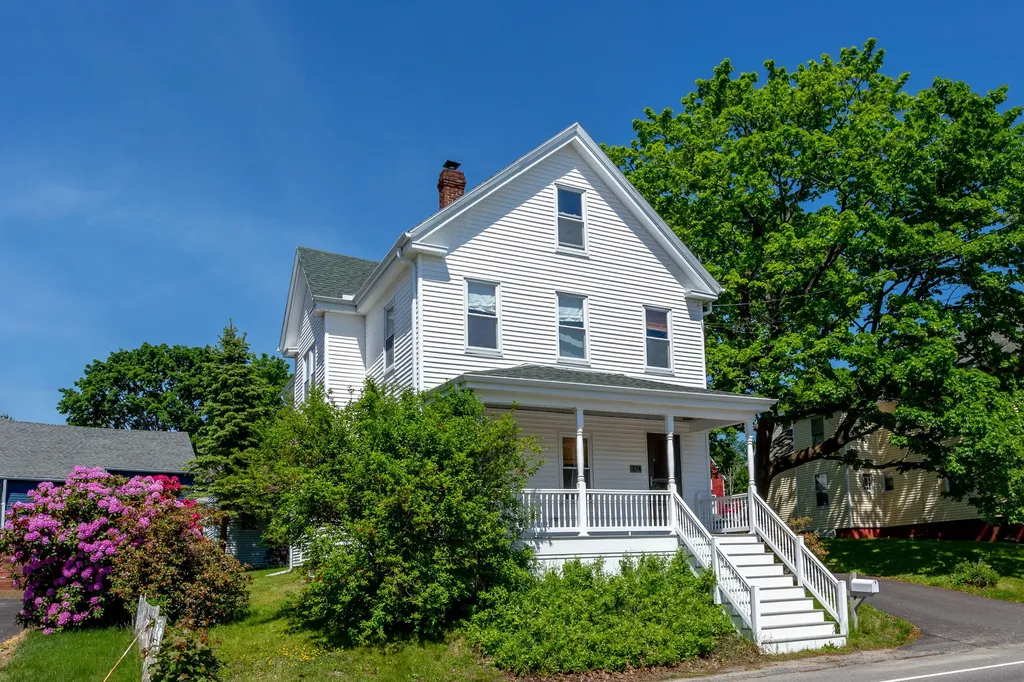 374 Washington Street Bath ME 04530