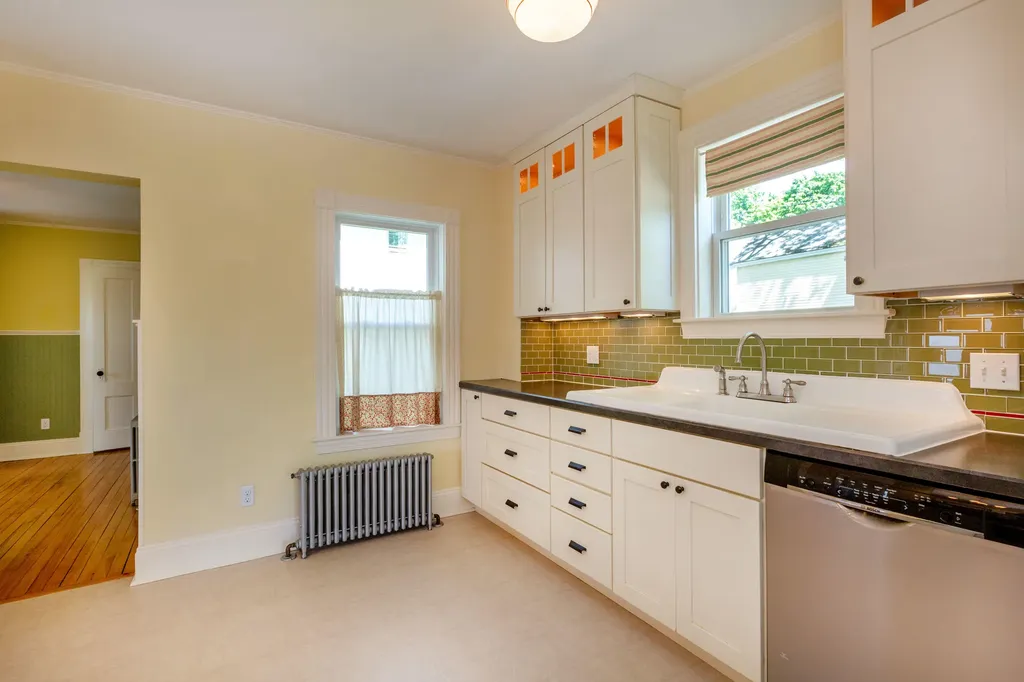 374 Washington Street Bath ME 04530