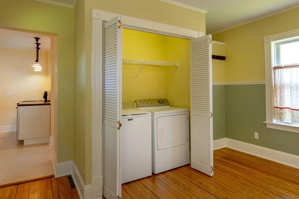 374 Washington Street Bath ME 04530