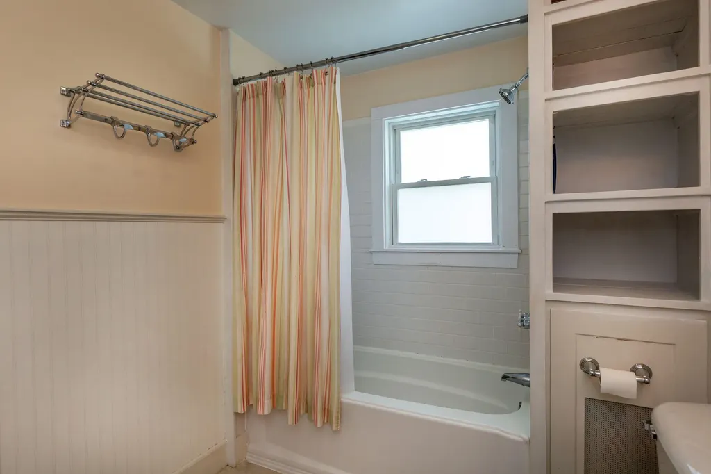 374 Washington Street Bath ME 04530