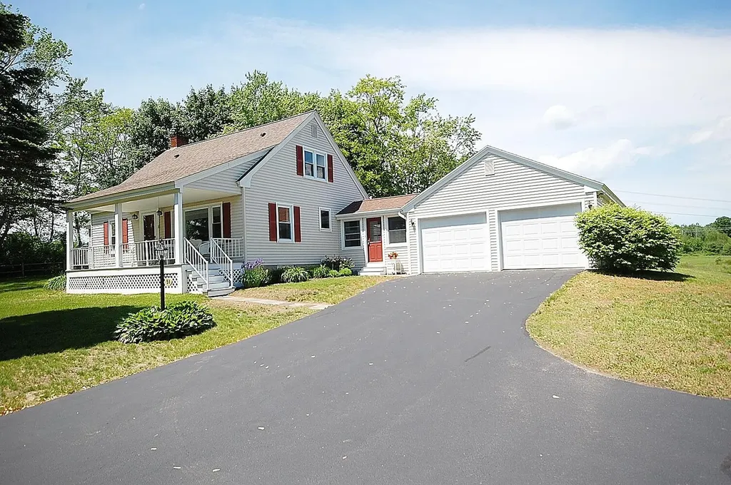 51 Dow Road Gorham ME 04038
