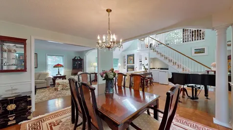 17 Brookside Drive Falmouth ME 04105