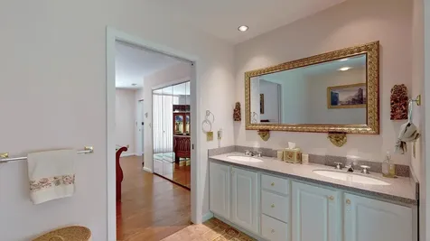 17 Brookside Drive Falmouth ME 04105