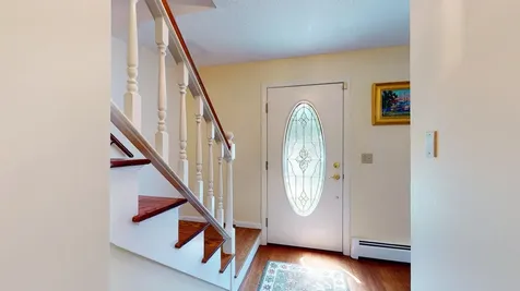 17 Brookside Drive Falmouth ME 04105