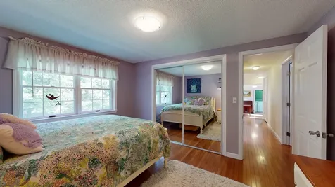17 Brookside Drive Falmouth ME 04105