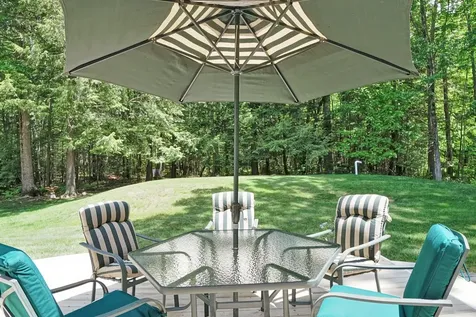 17 Brookside Drive Falmouth ME 04105