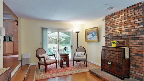 17 Brookside Drive Falmouth ME 04105