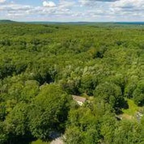 17 Brookside Drive Falmouth ME 04105