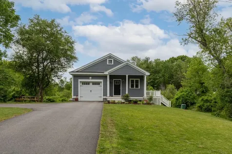 21 Adams Road Kittery ME 03904