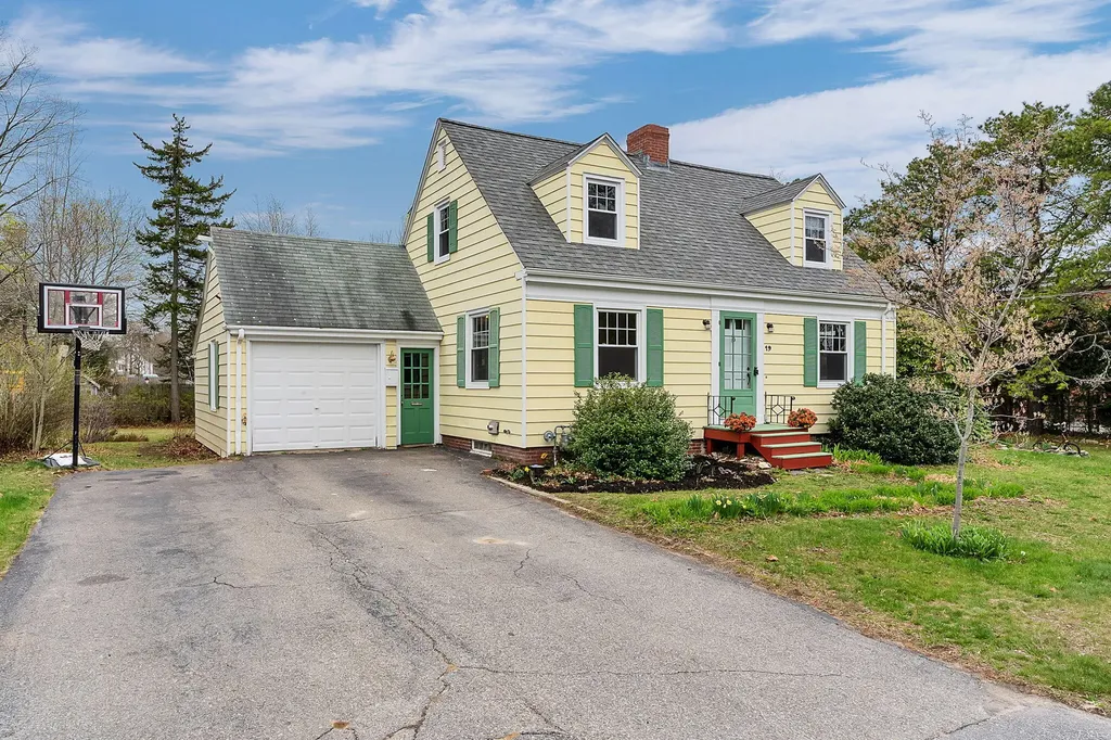 19 Morse Street Freeport ME 04032