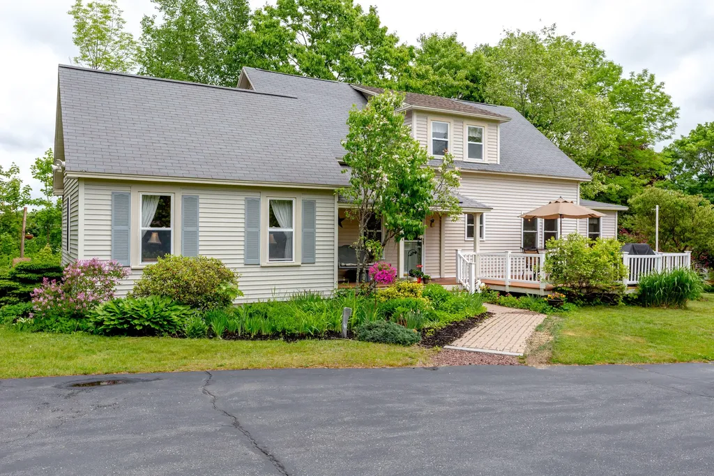 164 Federal Street Wiscasset ME 04578
