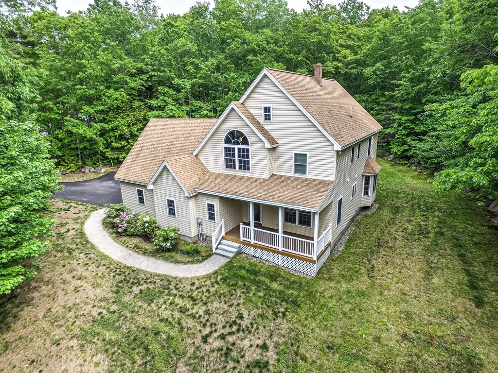 15 Collins Way Durham ME 04222