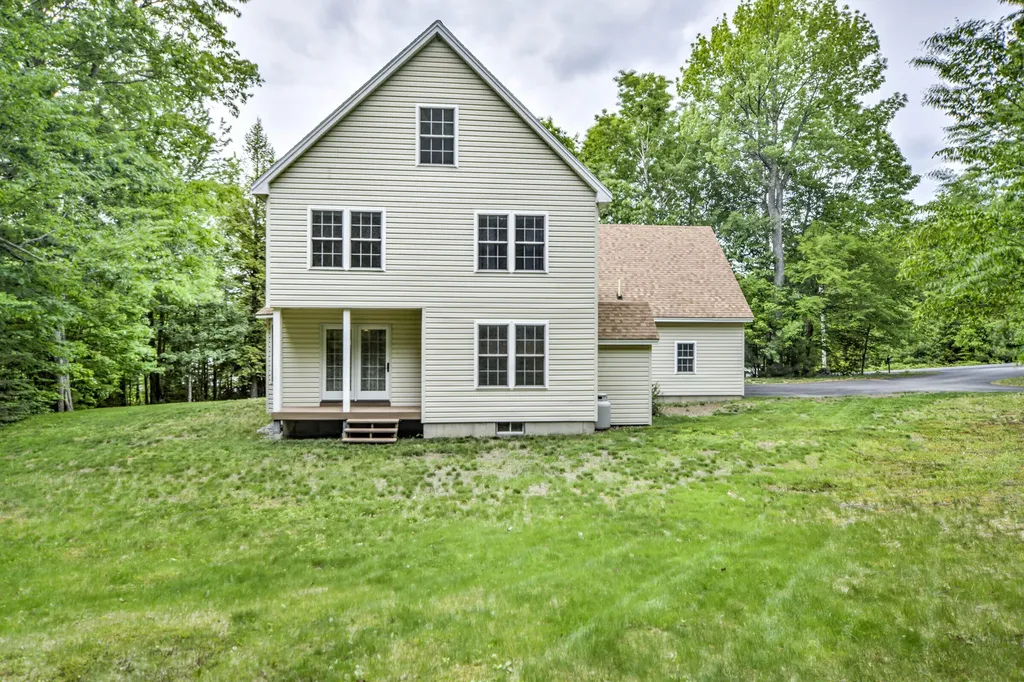 15 Collins Way Durham ME 04222