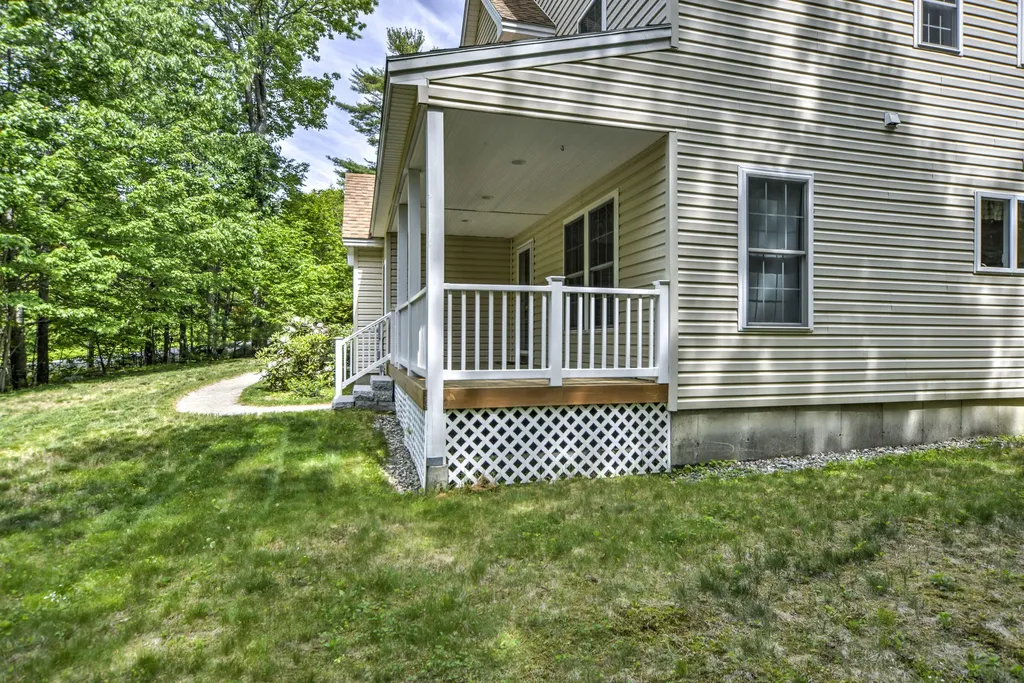 15 Collins Way Durham ME 04222