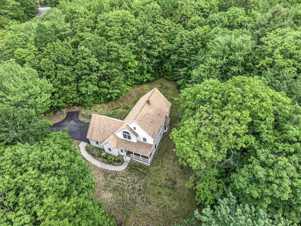 15 Collins Way Durham ME 04222