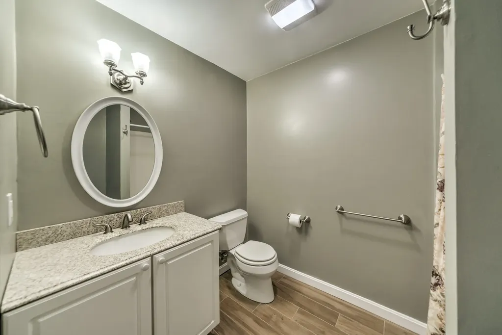 15 Collins Way Durham ME 04222