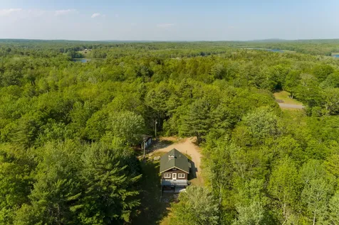 79 Jefferson Road Whitefield ME 04353