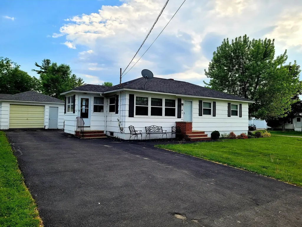 14 Bert Street Winslow ME 04901