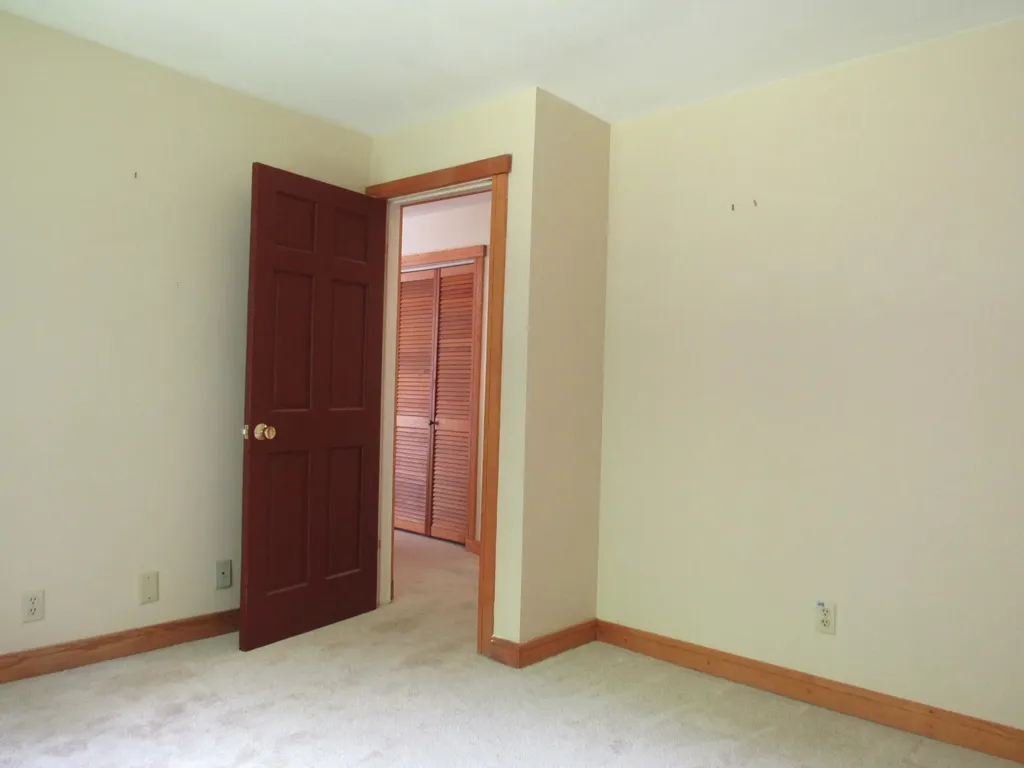 231 Yarmouth Road Gray ME 04039