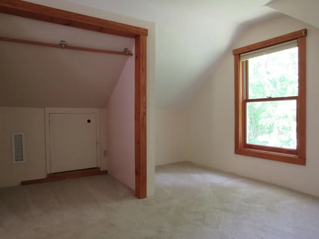 231 Yarmouth Road Gray ME 04039