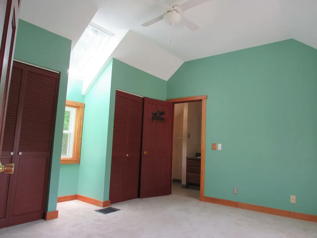 231 Yarmouth Road Gray ME 04039