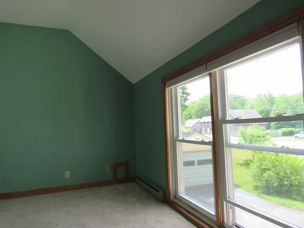 231 Yarmouth Road Gray ME 04039