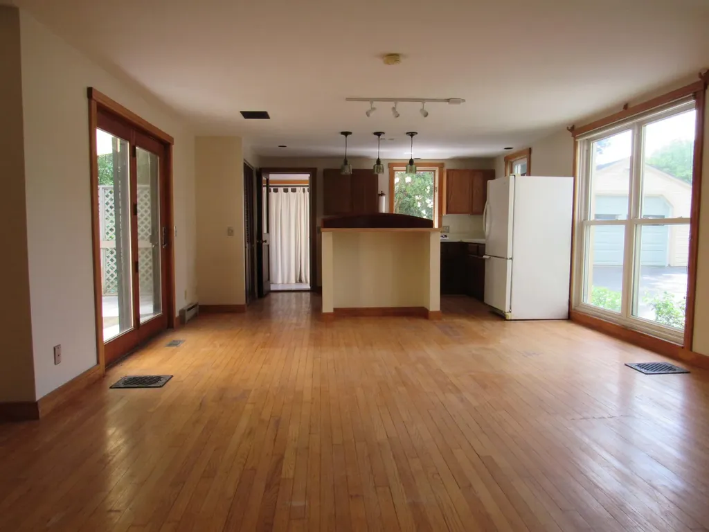 231 Yarmouth Road Gray ME 04039