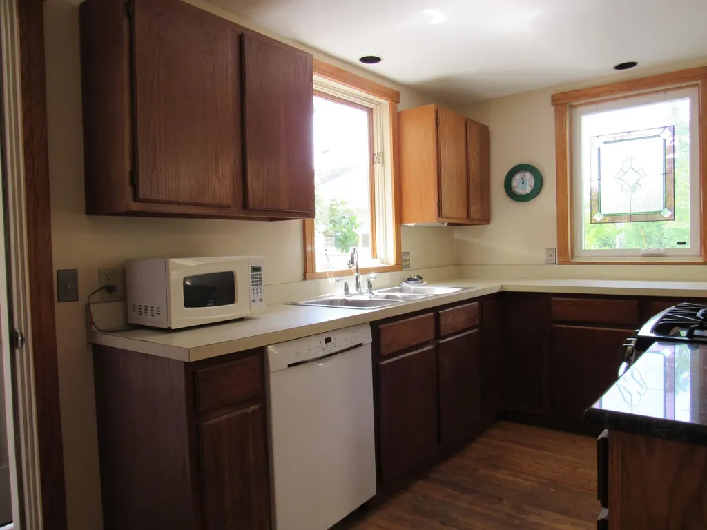 231 Yarmouth Road Gray ME 04039